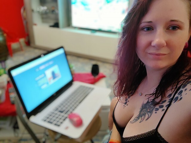 Image of cam model angelatattoo from XCams