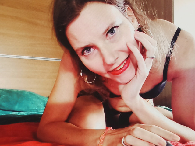 Image of cam model WendyWild from XCams