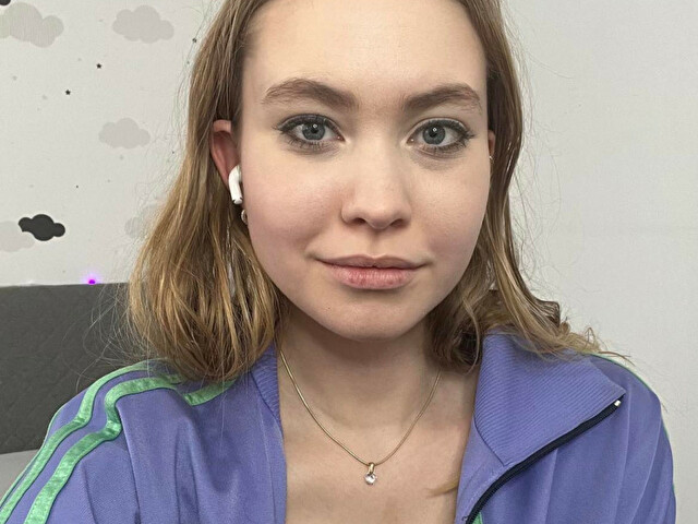 Image of cam model AnyAmasova from XCams