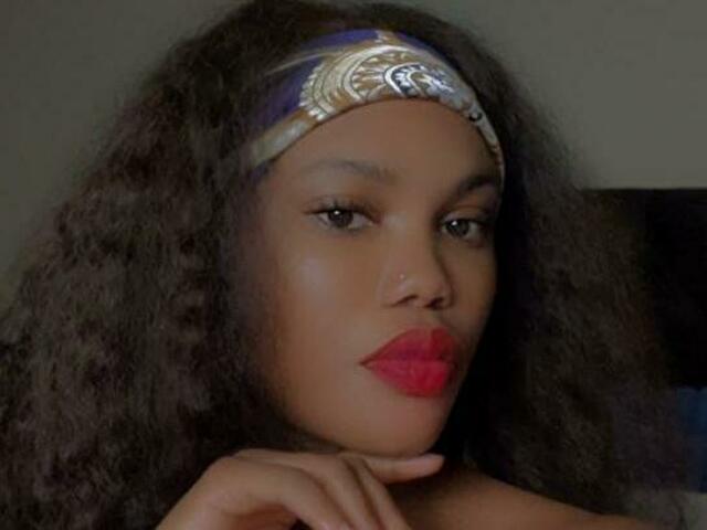 Image of cam model RosAnna from XCams