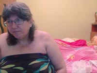 live sex webcam HugeTitsShow