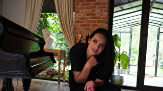 Squirtdivine - sexcam