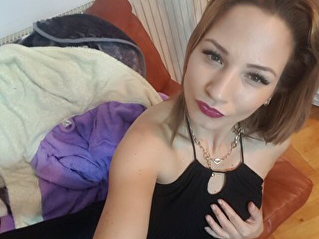 AliciaAlice Webcam Porno Live - Photo 21/50