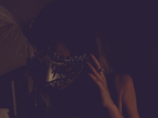 Sexcam avec 'douxmystere'