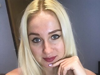IamHotBlonde