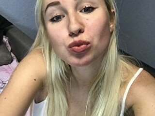 IamHotBlonde