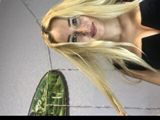 IamHotBlonde
