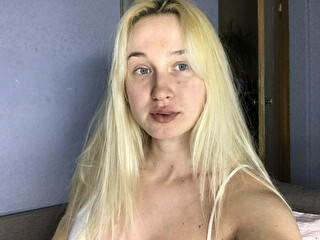 IamHotBlonde