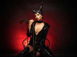 Rebeccaredd - sexcam