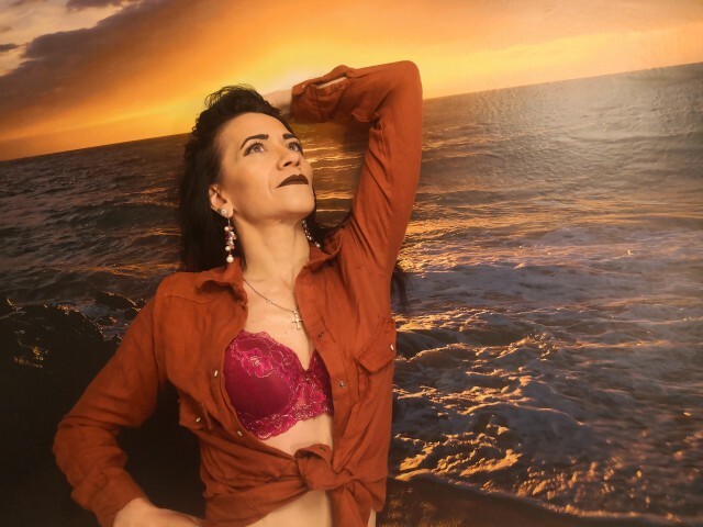 Ruslana Sex Brunette - Photo 8/59