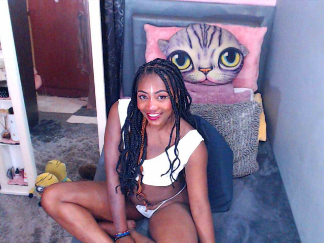 Webcam model NashaAbara from XCams