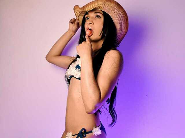 AmyHardCock foto 57