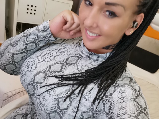 TiffanyRoxx auf livesex.eu