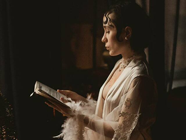 Hellalovesu preview 1