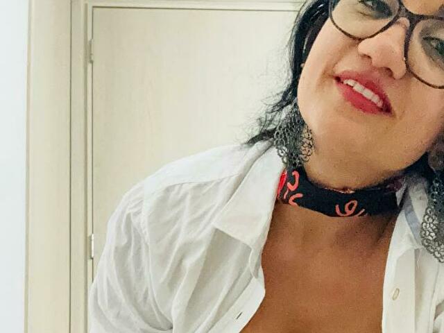 AlaskaStars Webcam Porno Live