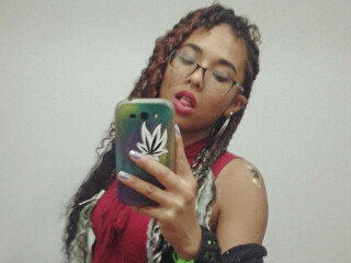 courtneyleoa