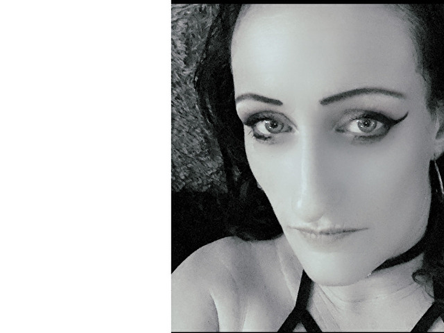 VanessaLove picture 9
