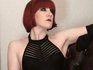 MistressViv