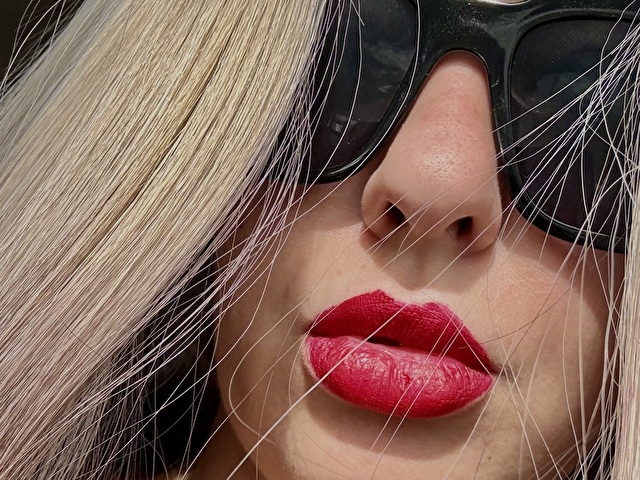 LoLaSex photo 2