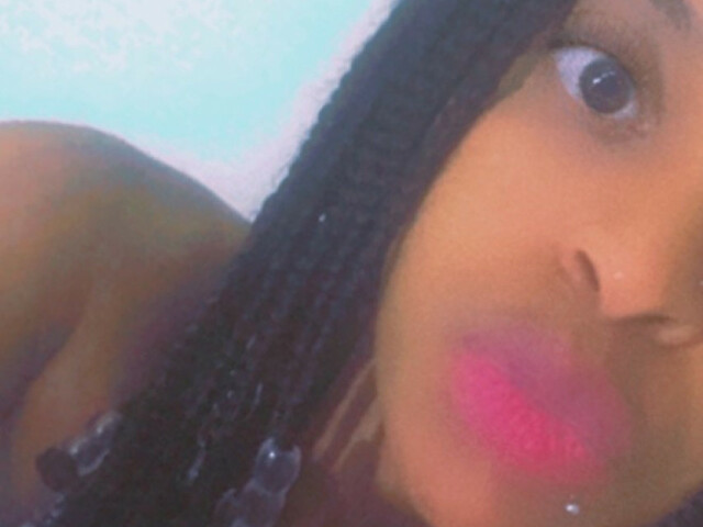 Thandeka online picture 1