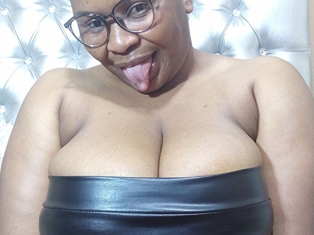 lovenia profile