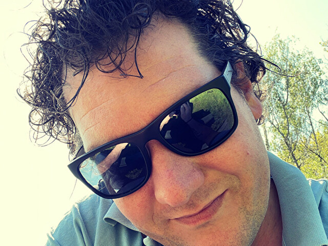 Webcam model Rick1985 from XCams