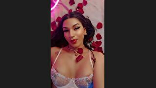 Sexy webcam show met laiilybell