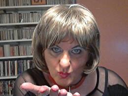 Kinkychantal - sexcam