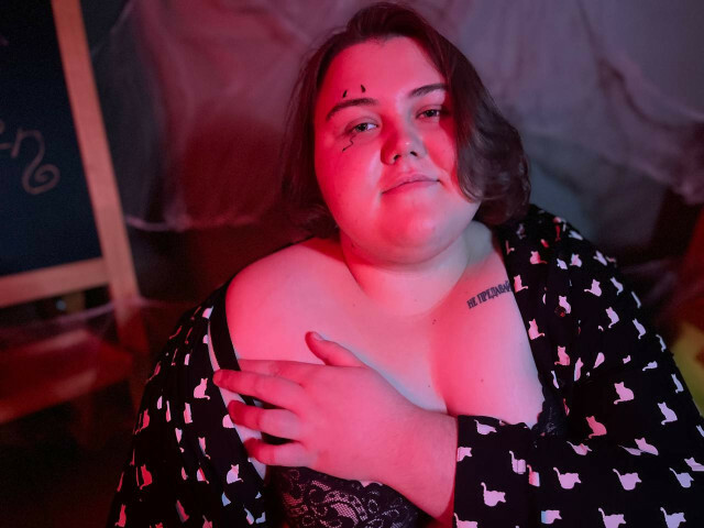 JanieBBW Image Gallery