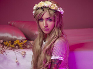 NikkiLaurent