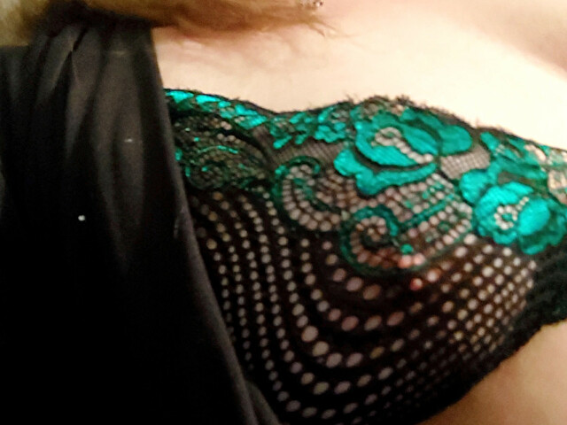 MissRobinson online picture 2