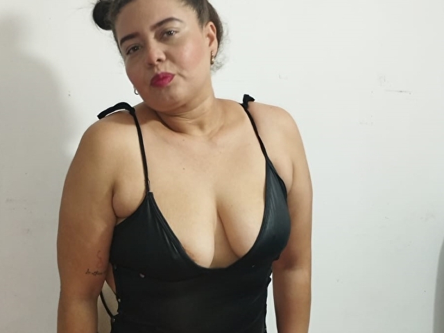  Cam Model