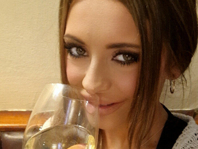 Laurennicole online picture 2