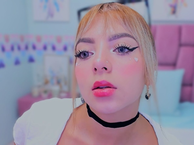 SofiaFoxxyonline picture 4
