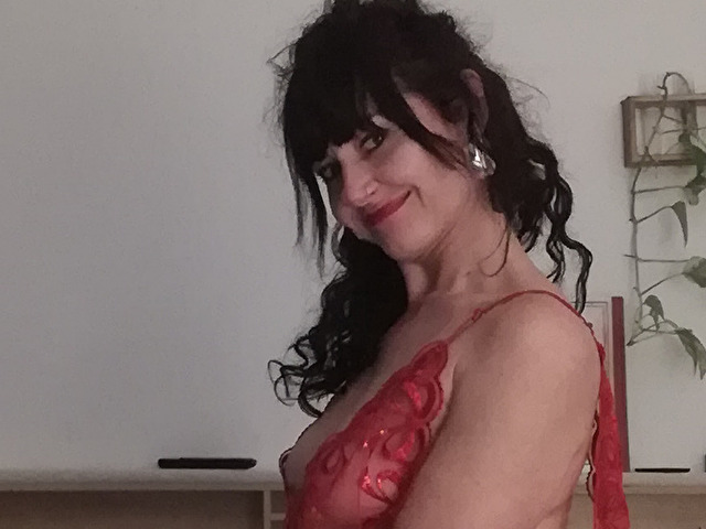 Zelie8 online photo 1