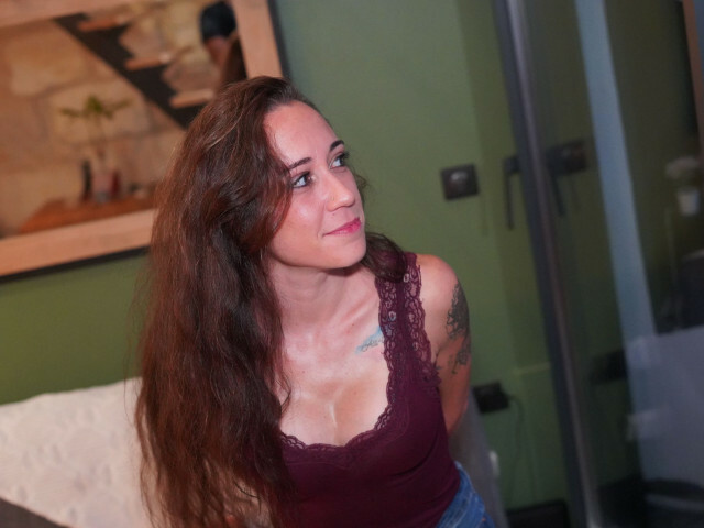 Caly online photo 2