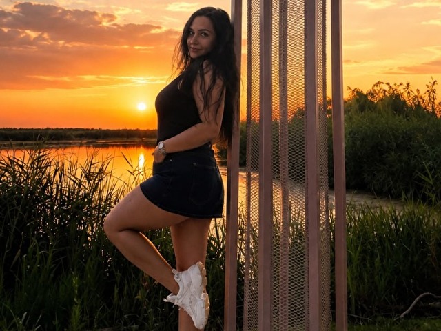 AvaDergann foto 24