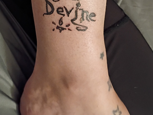 RobbieRaven online picture 1