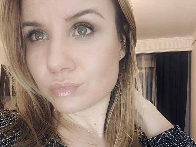 HQueenn foto 1