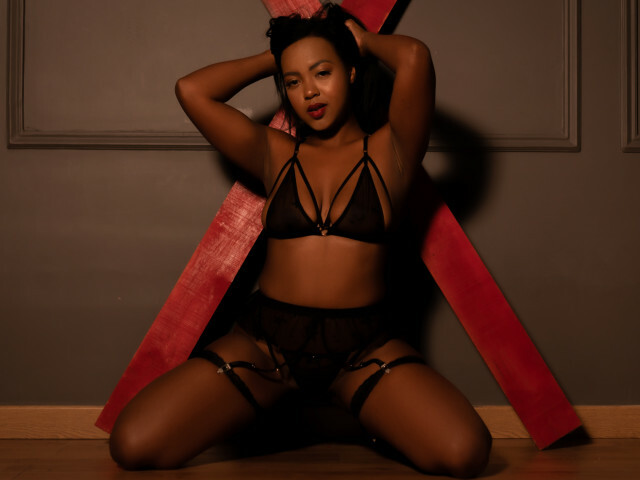 LenaLewis Anal en Webcam Live - Photo 4/13