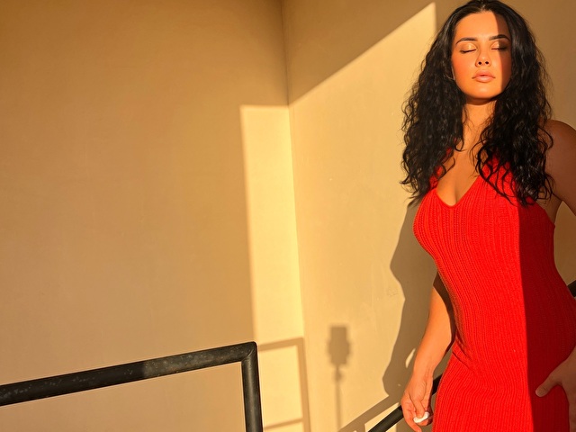 Ninaperez preview