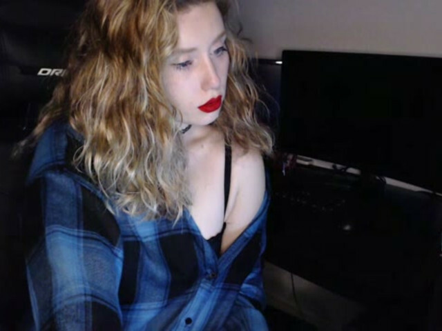 AliceTaylor Webcam Porno Live - Photo 2/9