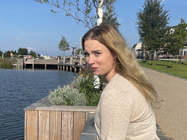 XOlivia online picture 2