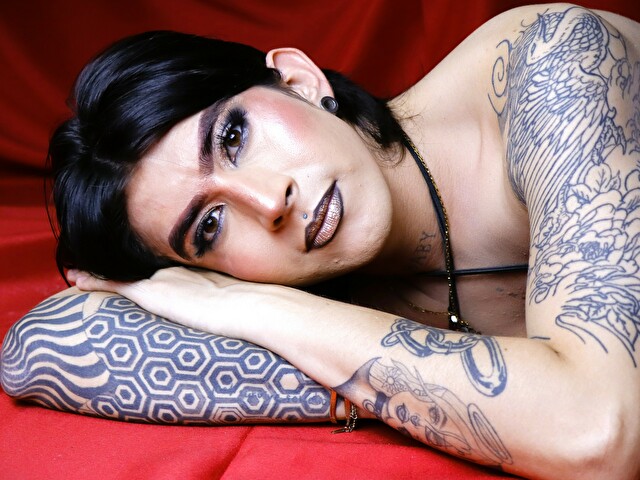 MayaTaylor foto 3