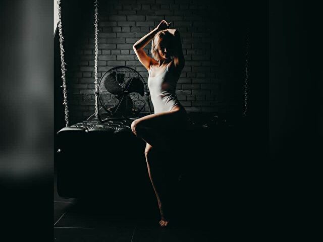 KathyExcite online foto 1