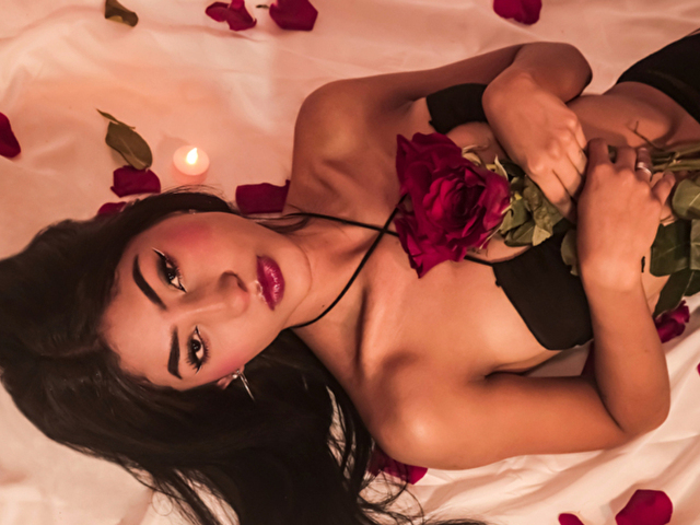 LenaKings Image Gallery