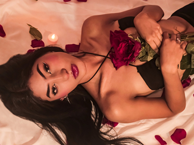 LenaKings Image Gallery