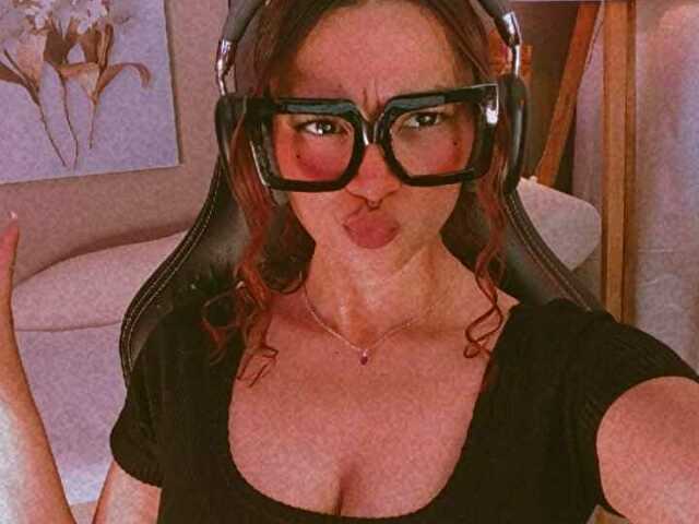 CharlotteB