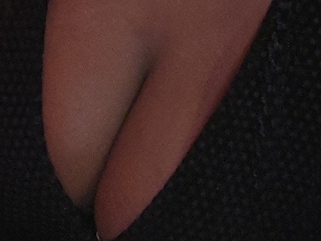 Miss110K Hot Liveshows - Photo 4/4
