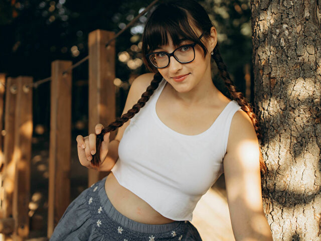 TessaDoll Love Webcams
